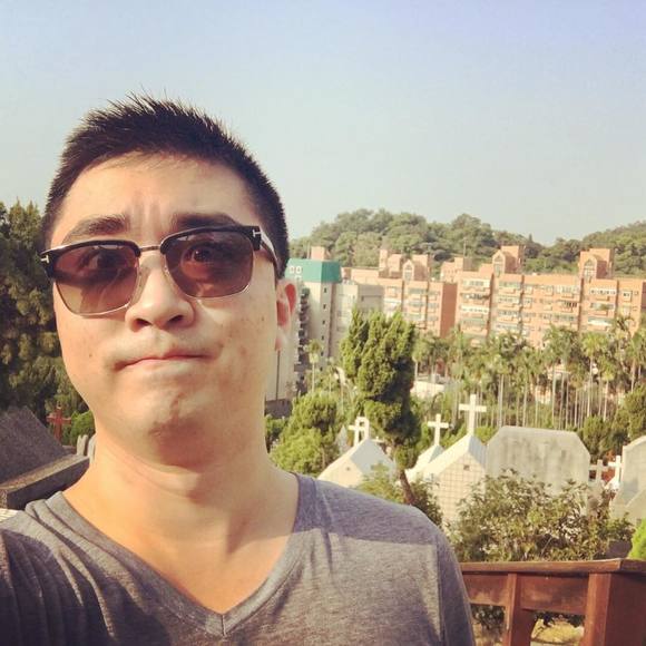 Meet your Posher, Sheldon - Picture 1 of 1